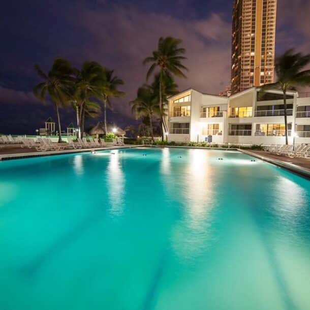 Venice Island condo with pool