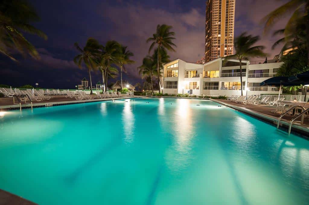 Venice Island condo with pool